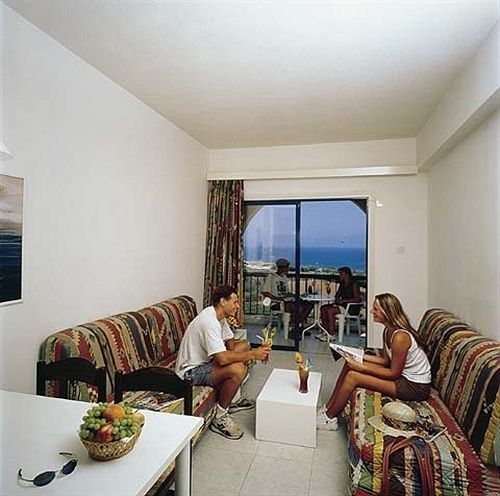 Crown Resorts Elamaris Protaras Cameră foto